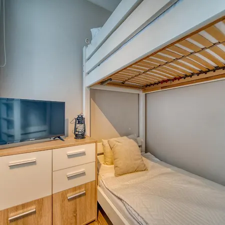 - Haus D, App 0d0301 Appartement