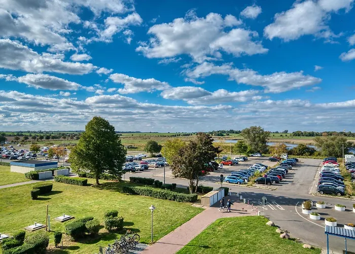 - Haus D, App 0d0301